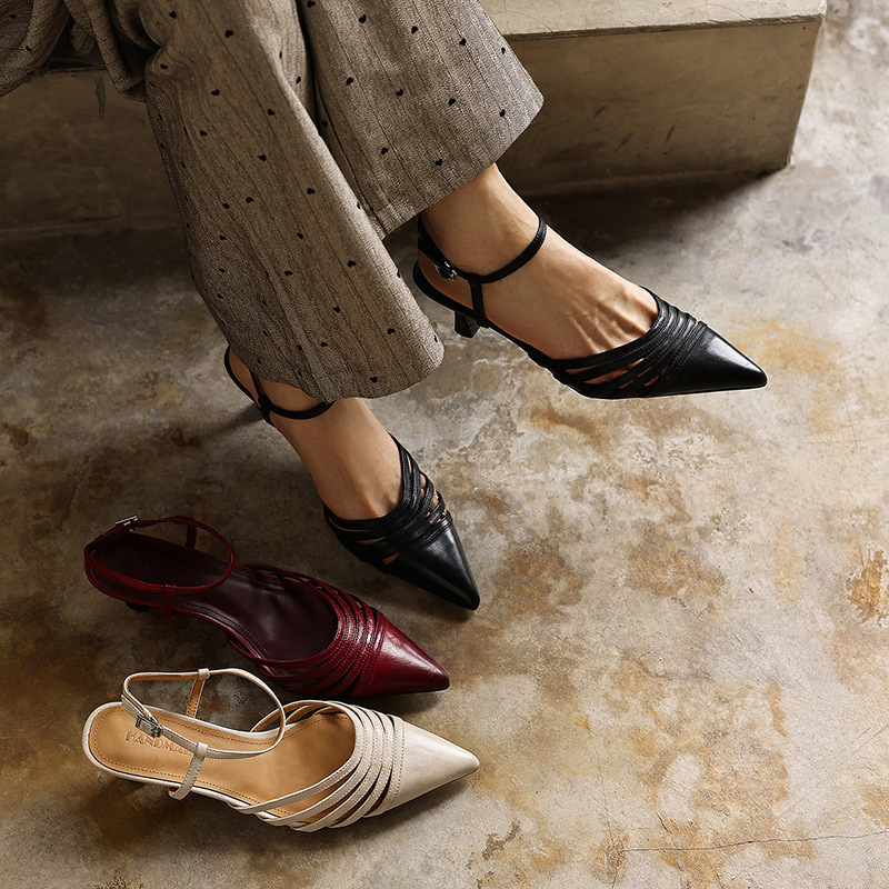 First-Layer Cowhide 5cm Light Mature Style French Closed-Toe Sandals for Women 2026 Summer Genuine Leather Pointed Toe Stiletto Heel Backless Sandals First-Layer Cowhide 5cm Light Mature Style French Closed-Toe Sandals for Women 2026 Summer Genuine Leather Pointed Toe Stiletto Heel Backless Sandals