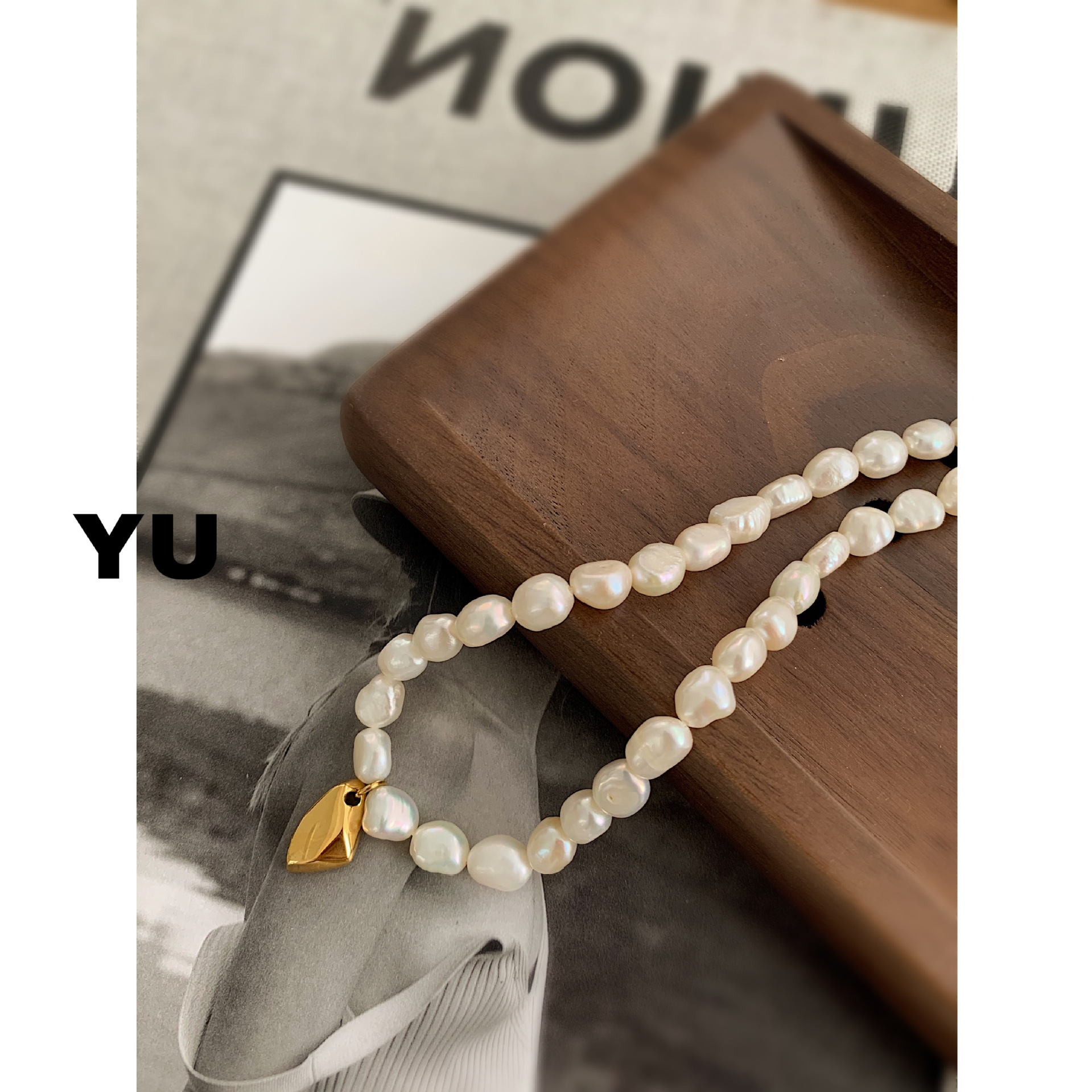 7CB454EC-4A69-41FF-B85D-FC5C80