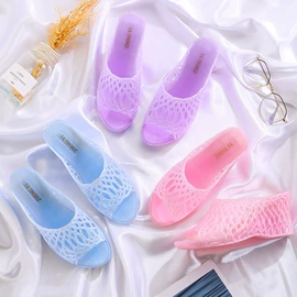 女式雨鞋;坡跟凉鞋;童雨靴