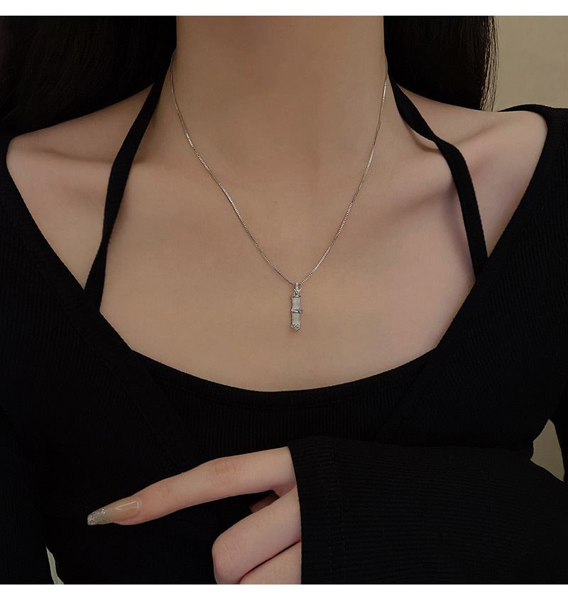 Fashion Bamboo Titanium Steel Necklace Opal Clavicle Chain display picture 5