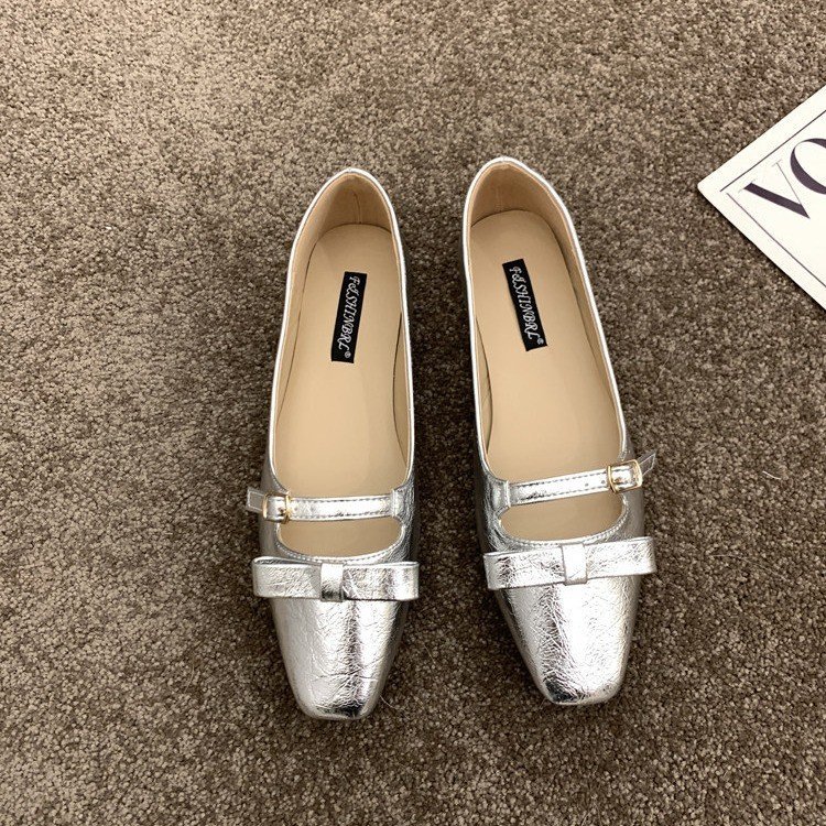 Zapatos planos de piel de tacón bajo, elegantes y de alta gama, estilo Mary Jane, de estilo francés, para mujer, primavera 2025._voghion.com
