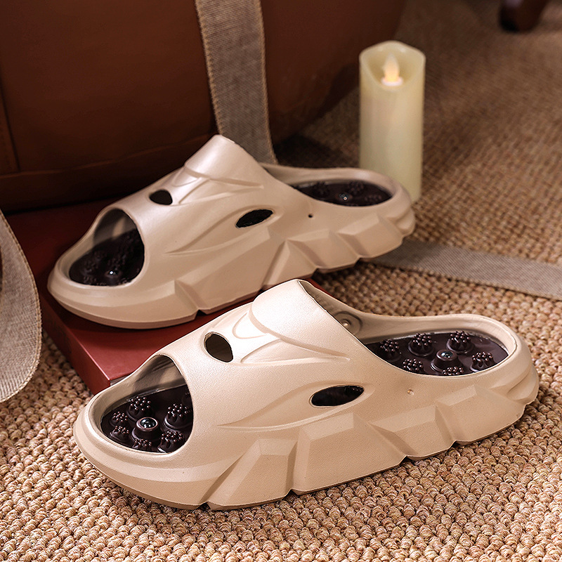 Massage Foot Acupoint Slippers for Men, Summer Outer Wear, Casual and Healthy Slippers, Non-Slip, Wear-Resistant, Thick-Soled Slippers for Men