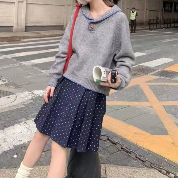 复古牛角扣翻领套头毛衣秋冬2025设计新款撞色松软加厚针织衫上衣|undefined