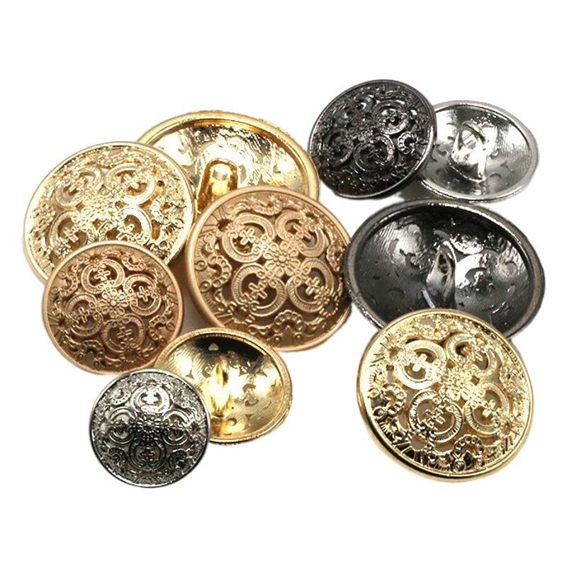 En stock al por mayor exquisito Palacio estilo hueco botón de metal las mujeres traje abrigo hebilla suéter hebilla accesorios decorativos