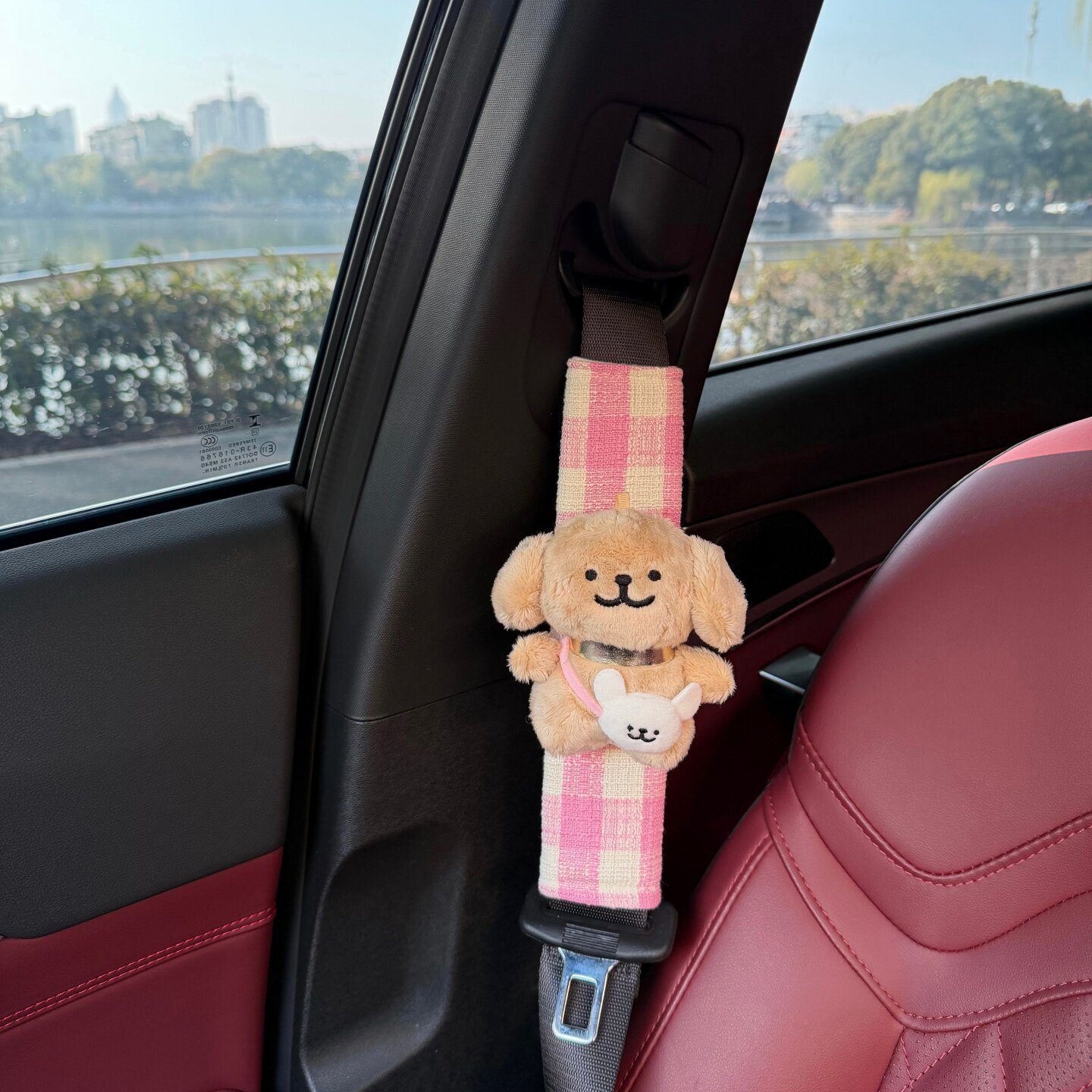 Line Art Puppy Car Seatbelt Shoulder Pad Car Anti-Strangling Protective Cover Car Interior Accessories Plush Doll