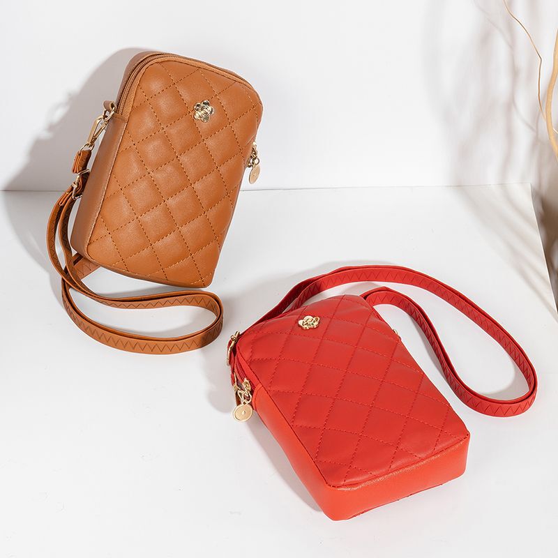 2024 New Fashion Diamond Women's Bag Western Casual Easiest for Match Vertical Mobile Phone Coin Purse Shoulder Small Bag Crossbody Bag 2024 New Fashion Diamond Women's Bag Western Casual Easiest for Match Vertical Mobile Phone Coin Purse Shoulder Small Bag Crossbody Bag