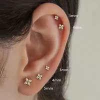 AliExpress горячая распродажа корейская версия ушных гвоздей из клевера женский свежий мини микропиркон серьги серьги для сна