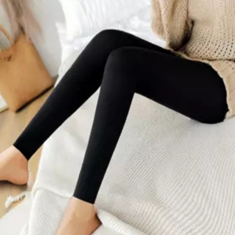 Leggings de mujer primavera, verano y otoño delgada medias de tamaño grande color carne artefacto de piernas desnudas pie pie pantalones delgadas calzoncillos