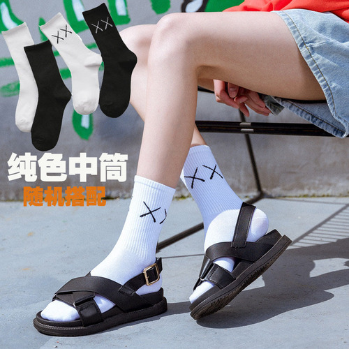 Socks for Women, Mid-Calf Streetwear White Socks, INSPopular Fashion Influencer Breathable Thin Model Black Mid-Length Summer Socks for Men