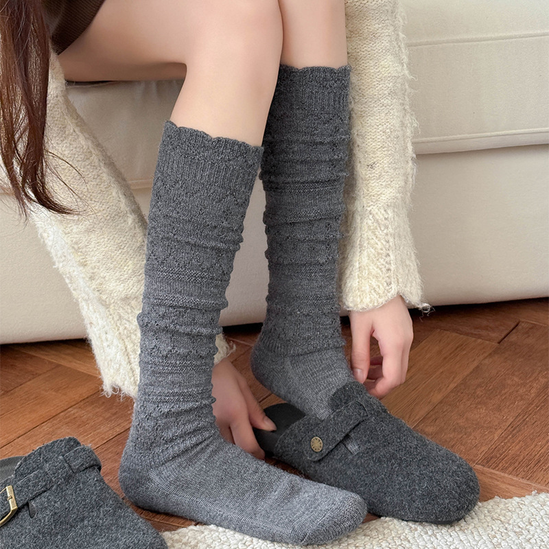 Gray Lace Socks for Women, Autumn and Winter Calf Slouch Socks, Paired with Shark Pants, Warm Knitted Hollow-Out Knee-High Socks Gray Lace Socks for Women, Autumn and Winter Calf Slouch Socks, Paired with Shark Pants, Warm Knitted Hollow-Out Knee-High Socks