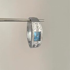 Vintage古着清凉感海洋蓝手表轻奢镶钻气质手镯小众时尚新款腕表
