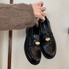 蘇ラインと同じタイプの英倫風牛革楽福靴の丸い頭の厚い底の復古は色の小さい金貨の太さと小さい靴の女性を拭きます。