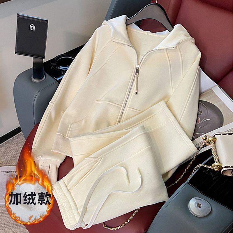 Casual sportswear set for women, autumn and winter, loose fit, age-reducing, slimming, fleece-lined hooded sweatshirt and wide-leg pants, two-piece set