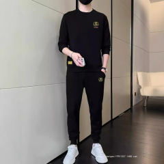 カジュアルスポーツスーツの男性秋冬の新型ファッションが格好いいです。