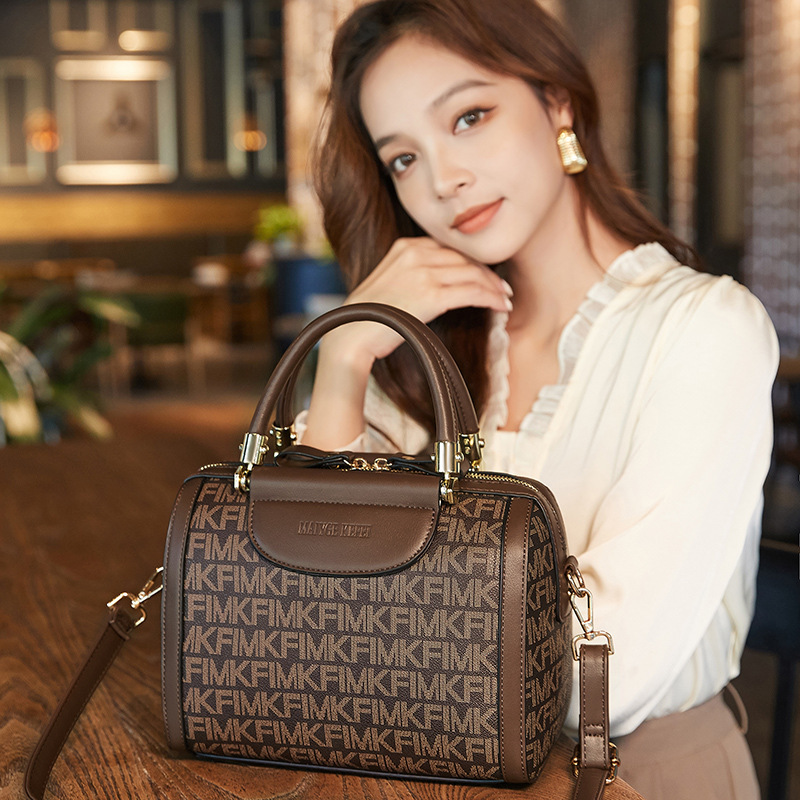 Purchasing Mk Bags for Women 2024 New Trendy Boston Pillow Bag Genuine Leather Handbag Versatile One-Shoulder Cross-Body Women's Bag