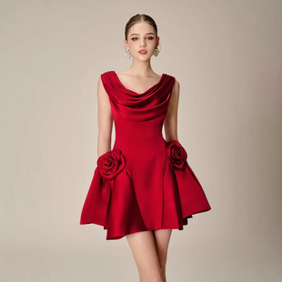 Vietnamese Niche Tight Waist and Puffy dress Spring/Summer 2025 New Unique Elegant Slimming Royal Sister Fan Skirt Women