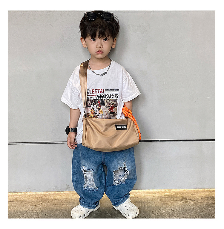 Kid'S Medium Oxford Cloth Solid Color Basic Sports Square Zipper Crossbody Bag display picture 17