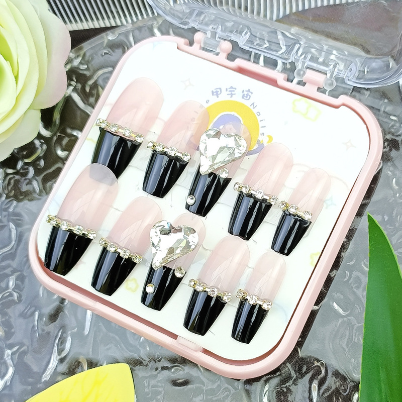 Love Crystal Black French Nail Patch Valentine's Day Manicure Nail Patch 24 Pieces Handmade Wearable Nail Plastic Box