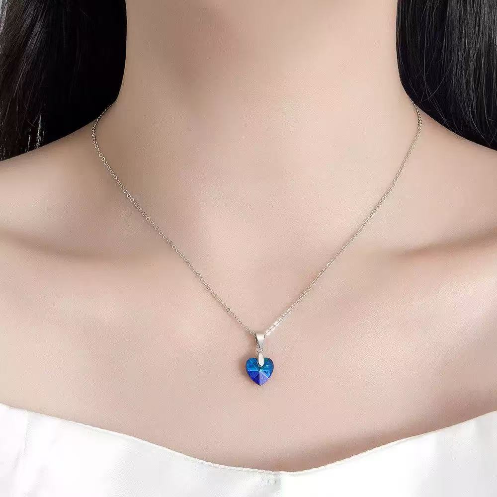 Collar con colgante de corazón de cristal austriaco estilo coreano_voghion.com