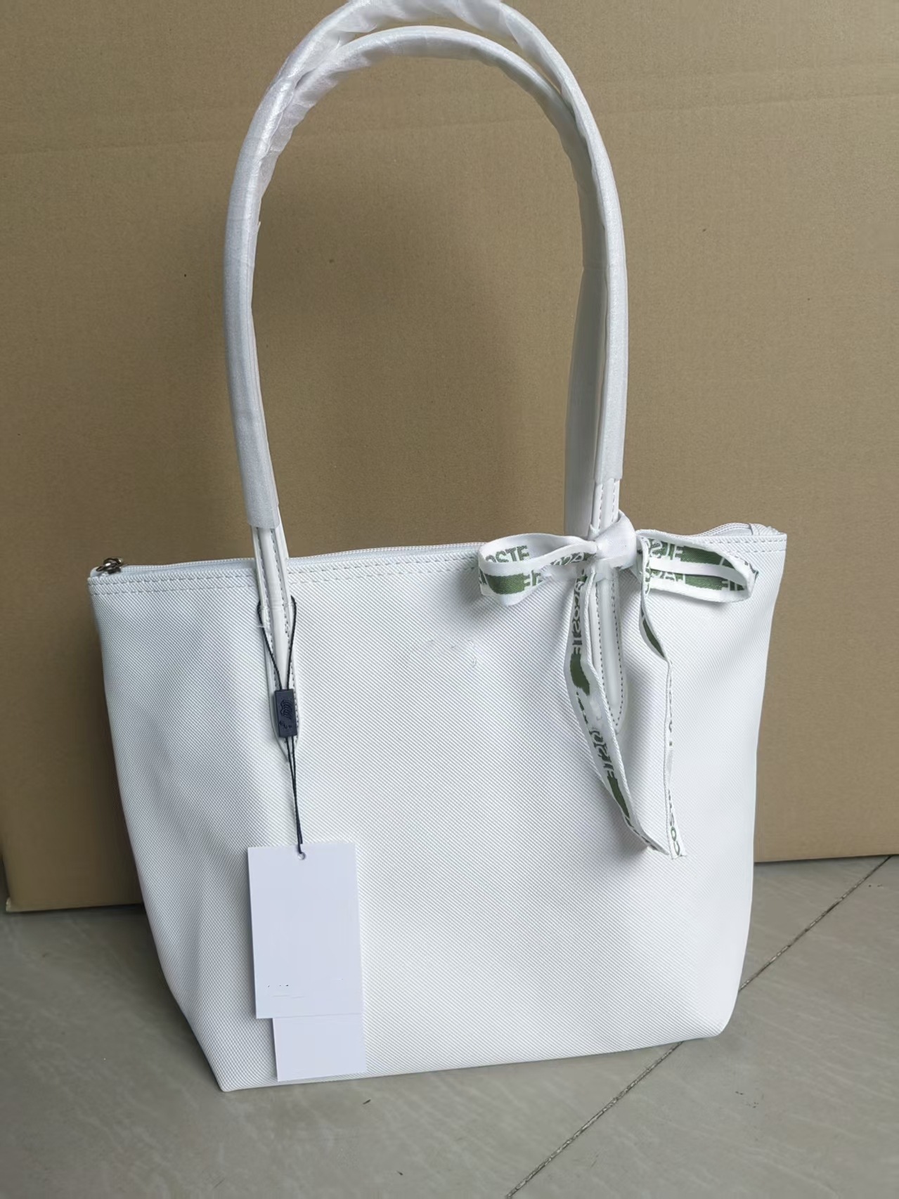 Medium white