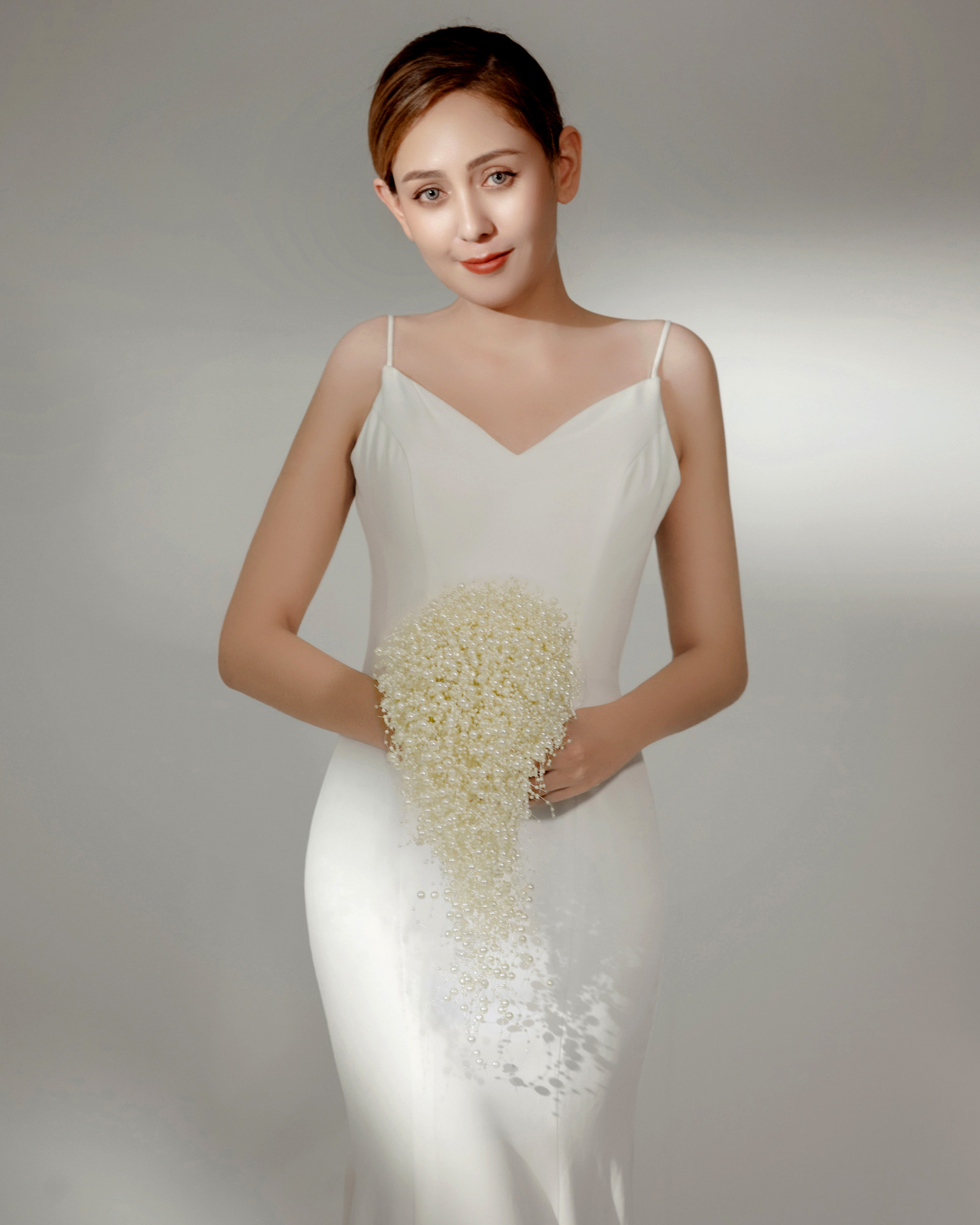 Bridal Handmade Pearl Gypsophila Bouquet Bridal Wedding Accessories display picture 3