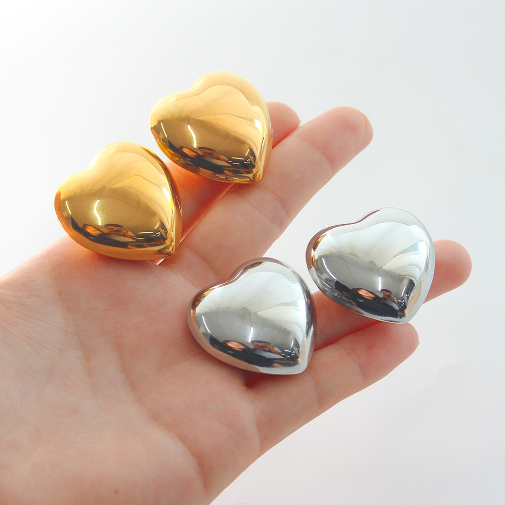 304 Stainless Steel Ear Needle Material 18K Gold Plating in the Furnace Plating Material Stone-Free Inlay Material 18K Real Gold Plated 304 Stainless Steel PVD Coated Stone-Free Heart Shape Waterproof Non Tarnish Simple Style Ear Studs For Women's