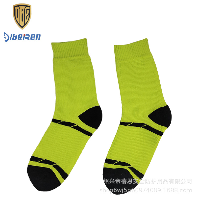 잔디 녹색 검은 줄무늬