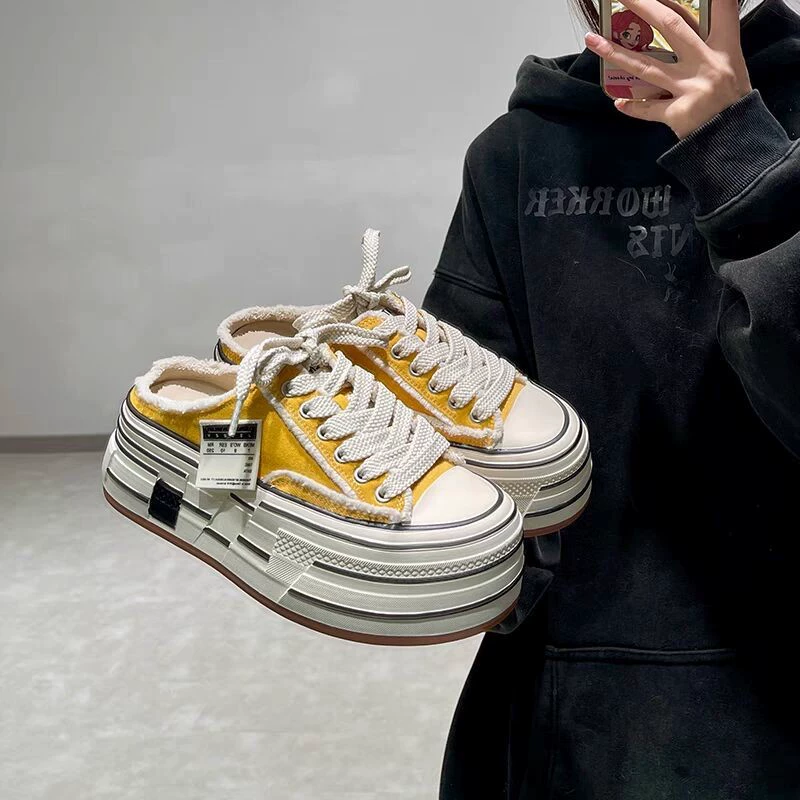 Модные женские мюли из плотной ткани с бахромой, лето 2025, новые универсальные повседневные утягивающие потертые туфли.