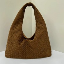 ���Q�ֹ�������Ůͨ�ڴ��������ذ�2025�¿��ﶬ��Ƥ�����Ҹ�°�