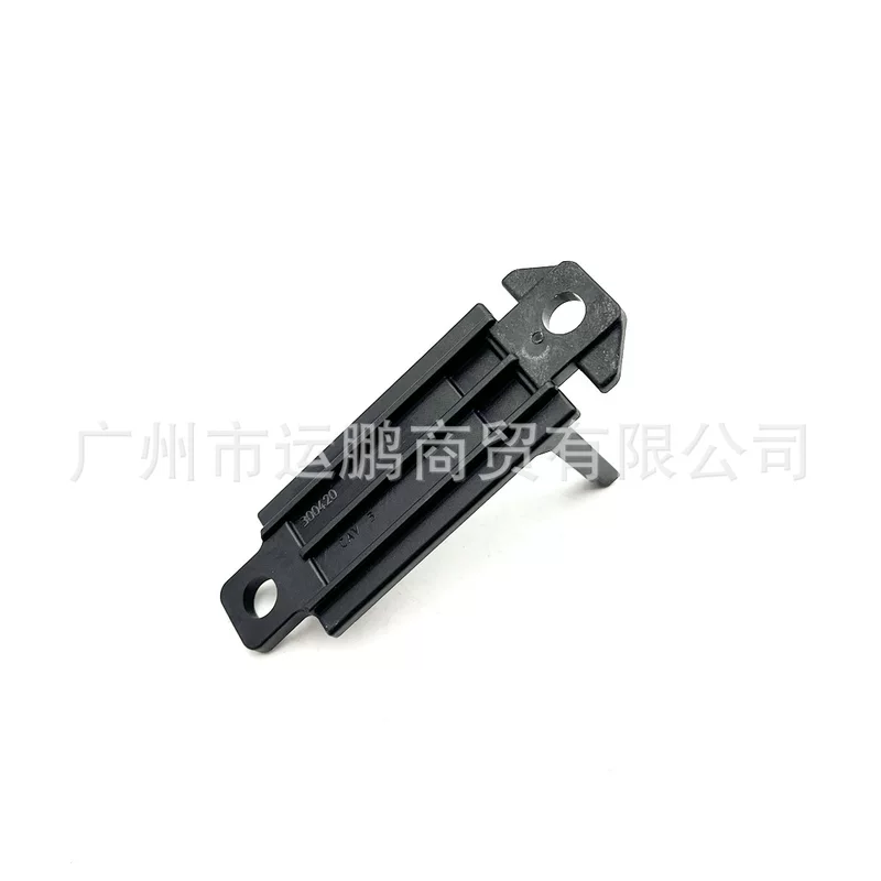 Подходит для Jeep Freelight 19-23 Водяной бак скоба слева/справа 68290157AA