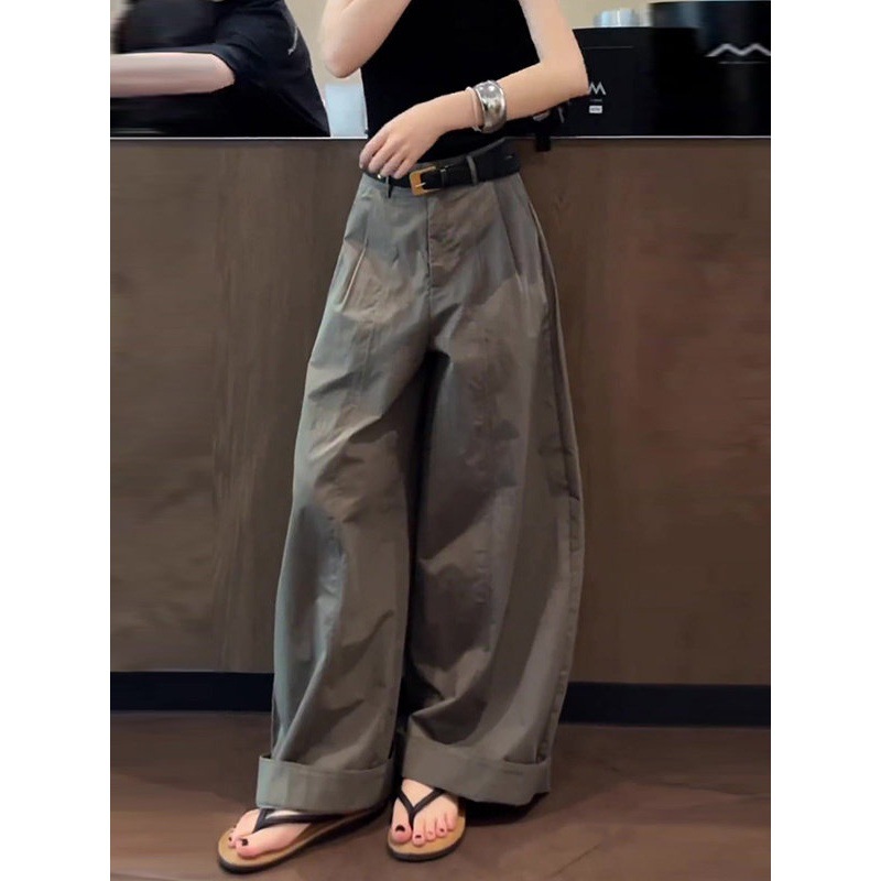 American retro gray wide-leg pants for women, new summer style 2026, three-dimensional cut, thin, loose, curved casual pants.