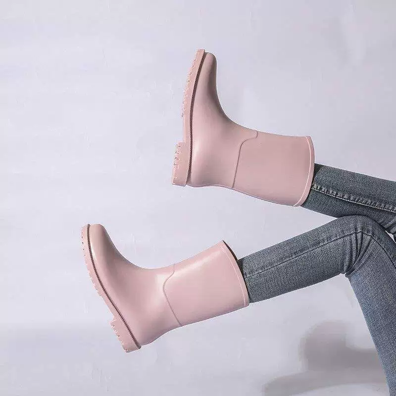 Женские резиновые сапоги, модные сапоги-пони, водонепроницаемые чехлы для обуви, нескользящая водонепроницаемая резиновая обувь, корейские универсальные легкие резиновые сапоги средней длины для взрослых.