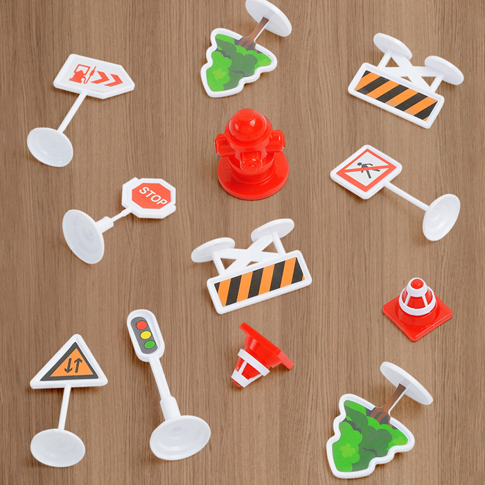 Juguete para niños modelo de bricolaje para niños estacionamiento Ver conjunto de 19 piezas señal de tráfico de juguete señal de tráfico regalo