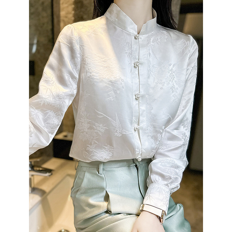 White spring elegant long-sleeve