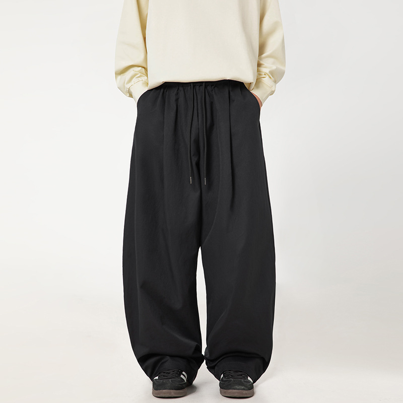 Pantalon homme monochrome plissé style Scimitar, coupe décontractée, collection printemps 2025, long, rétro, ample, tendance, légèrement fuselé, à cordon de serrage._voghion.com