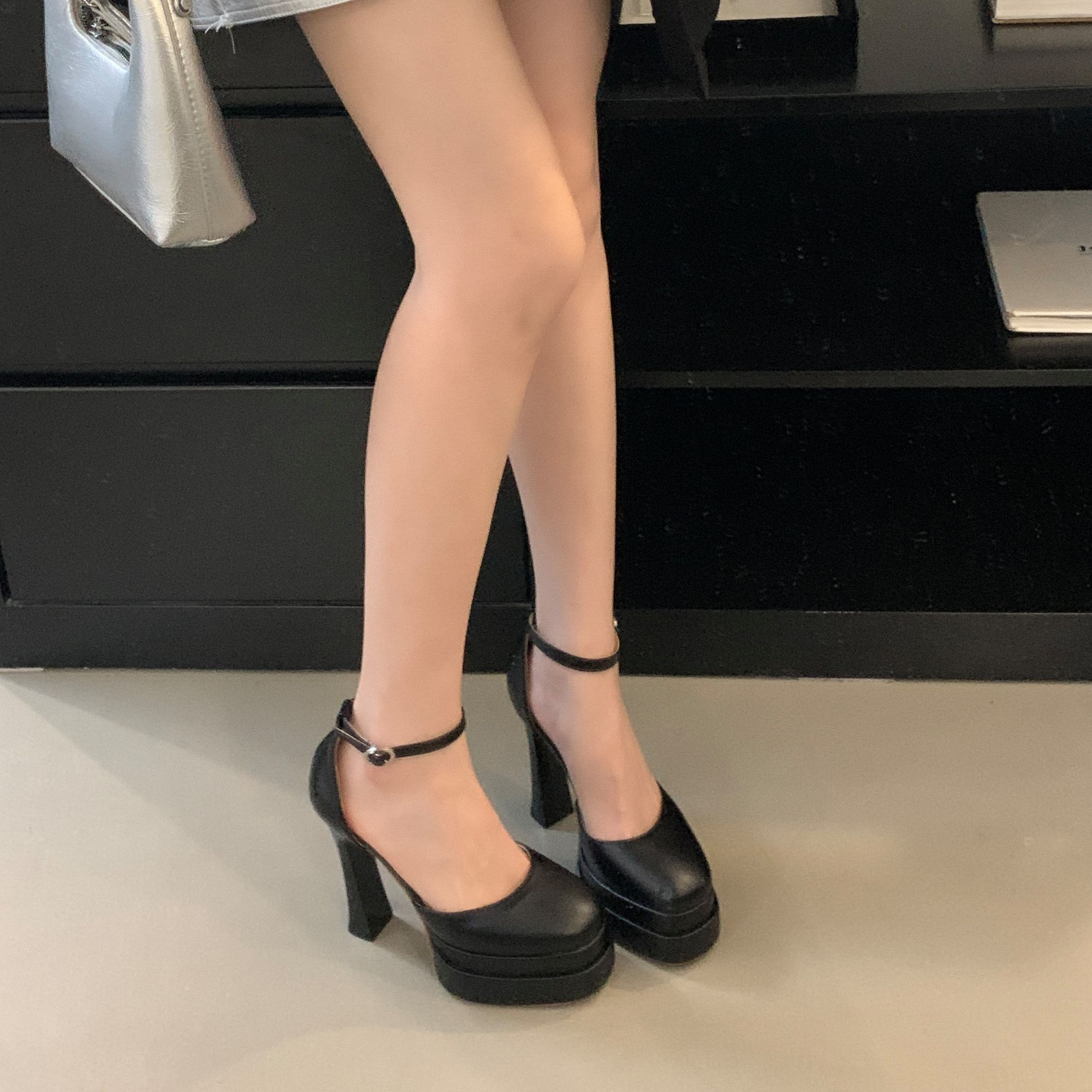 Sandal cao gót nữ quai ngang có khóa bên, gót 12 cm — màu đen chi tiết 9
