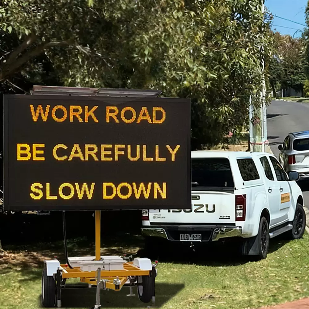 太阳能移动拖车交通信息情报板琥珀式拖车LED显示屏定制外贸专款