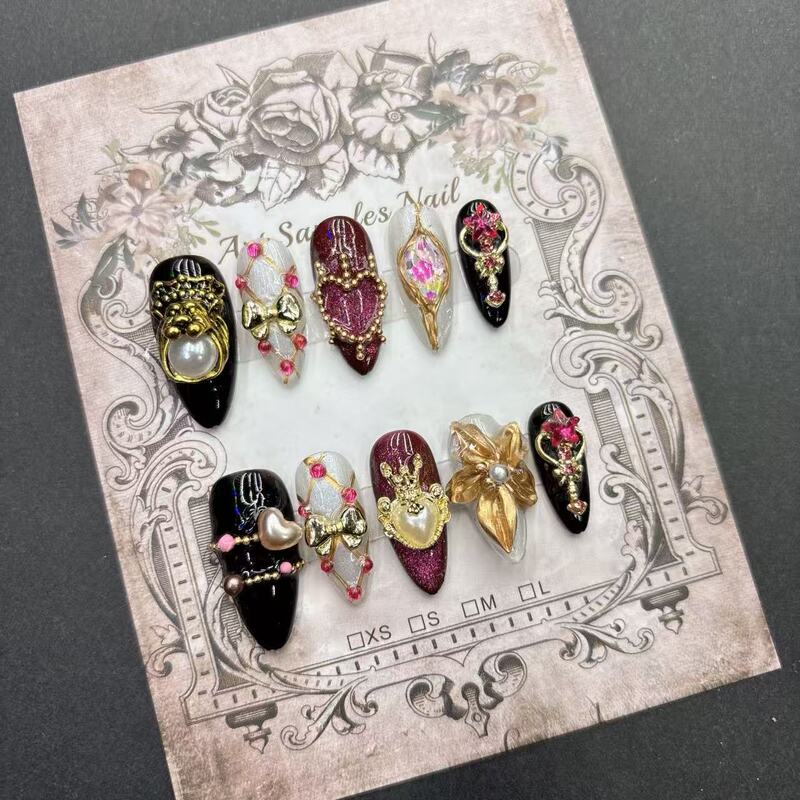 European and American Style Retro Original Design Metallic Baroque Gold-Stamped Handmade Wearable Nails Wholesale Short Almond Shape European and American Style Retro Original Design Metallic Baroque Gold-Stamped Handmade Wearable Nails Wholesale Short Almond Shape