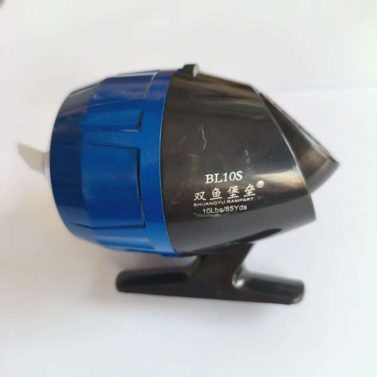 Rueda de pesca transfronteriza Bastión de Piscis 10S Rueda roja Rueda negra Rueda azul Línea interior Rueda de dardo de pescado oculta Rueda de hilo de pescado