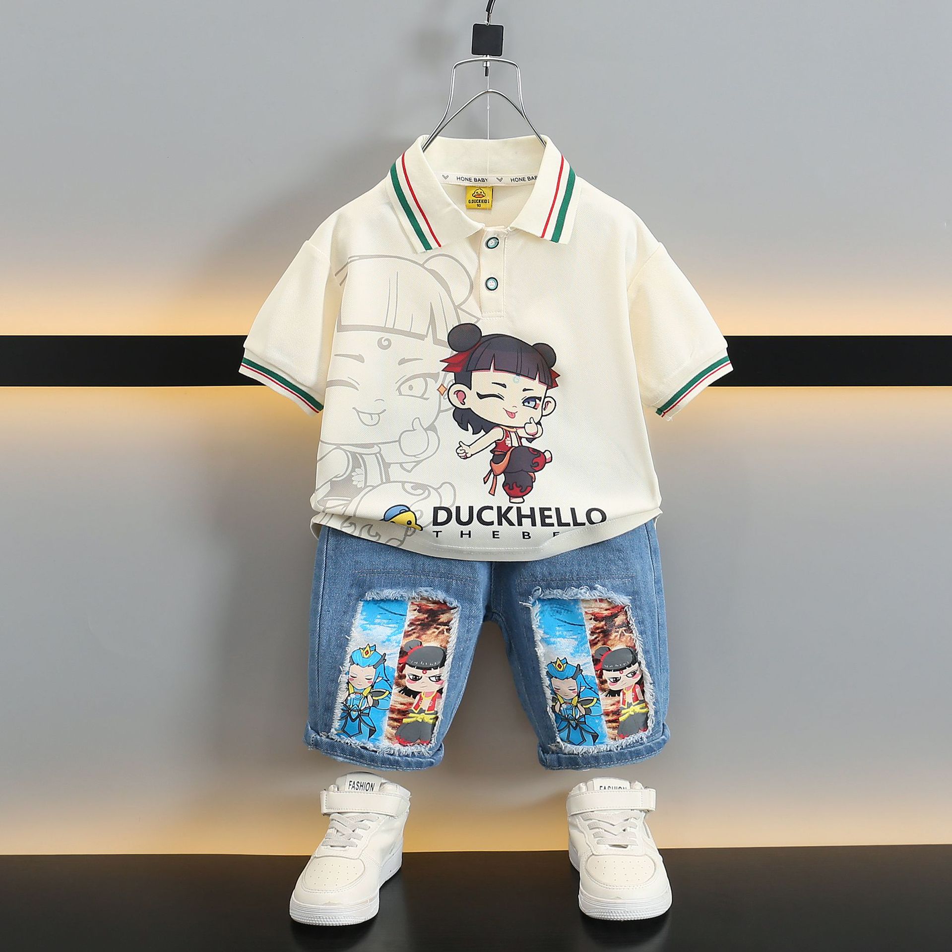 7785 traje de verano para niños 2025 nuevo traje de dos piezas de manga corta de moda para niños ropa delgada de verano para bebés de moda