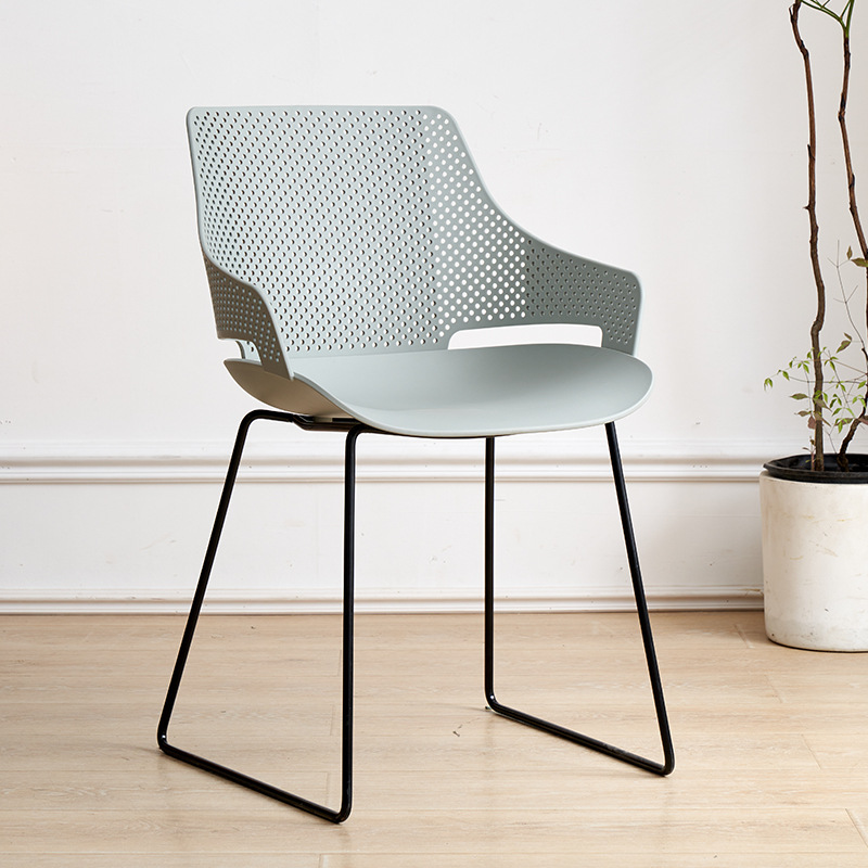 Fuente silla de plástico grueso hogar hierro forjado respaldo de plástico silla de comedor dormitorio tocador silla hueco negociación