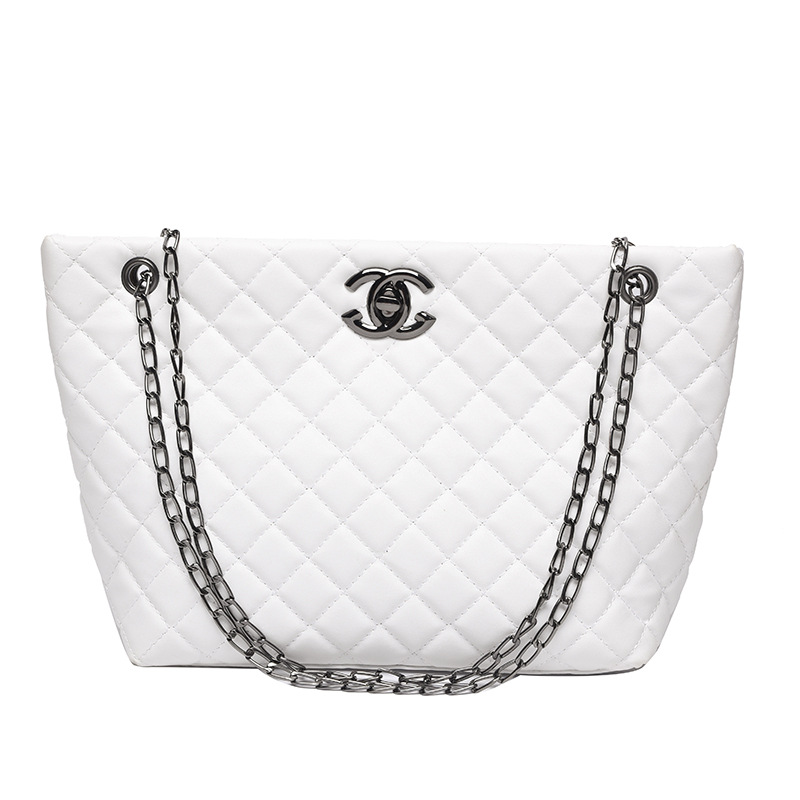 Bolso tote estilo Chanel 2025 para mujer, bolso bandolera acolchado con cadena, venta al por mayor para comercio exterior.
