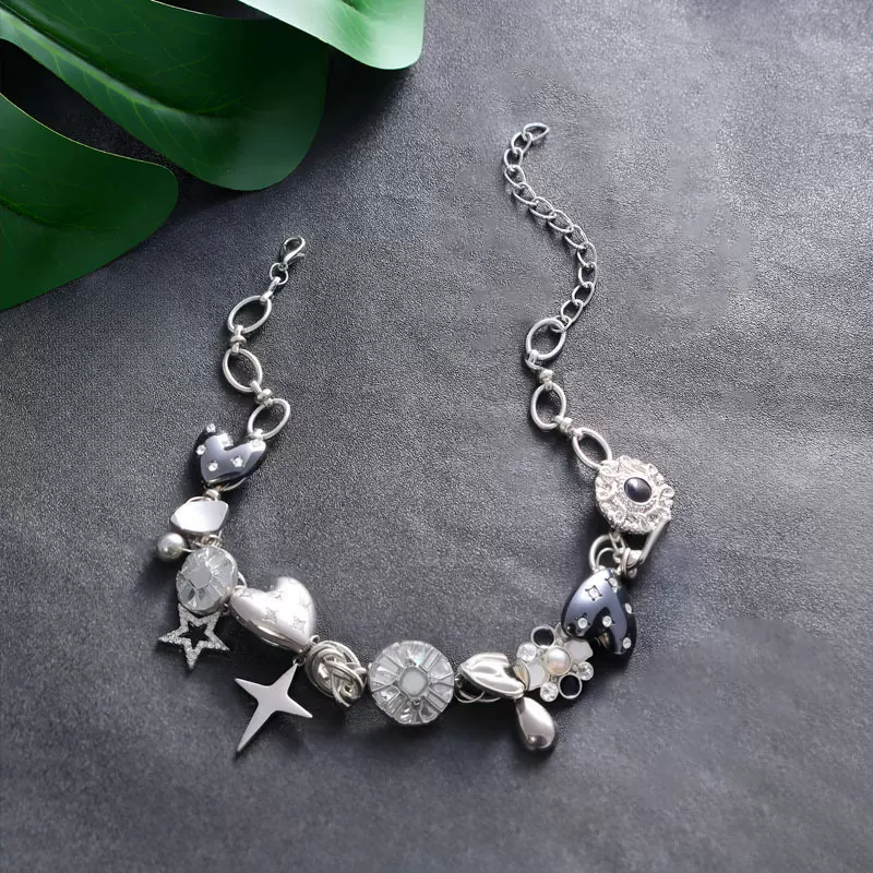 CDD银色爱心圆形星星多种元素镶嵌水钻项链轻奢潮流项饰源头工厂