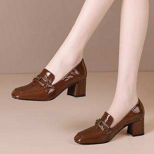 33-43�͹�Ӣ�����eţ��Ƥ�ָ�ŮЬ ������п��i��Ƥ�и���ЬE712