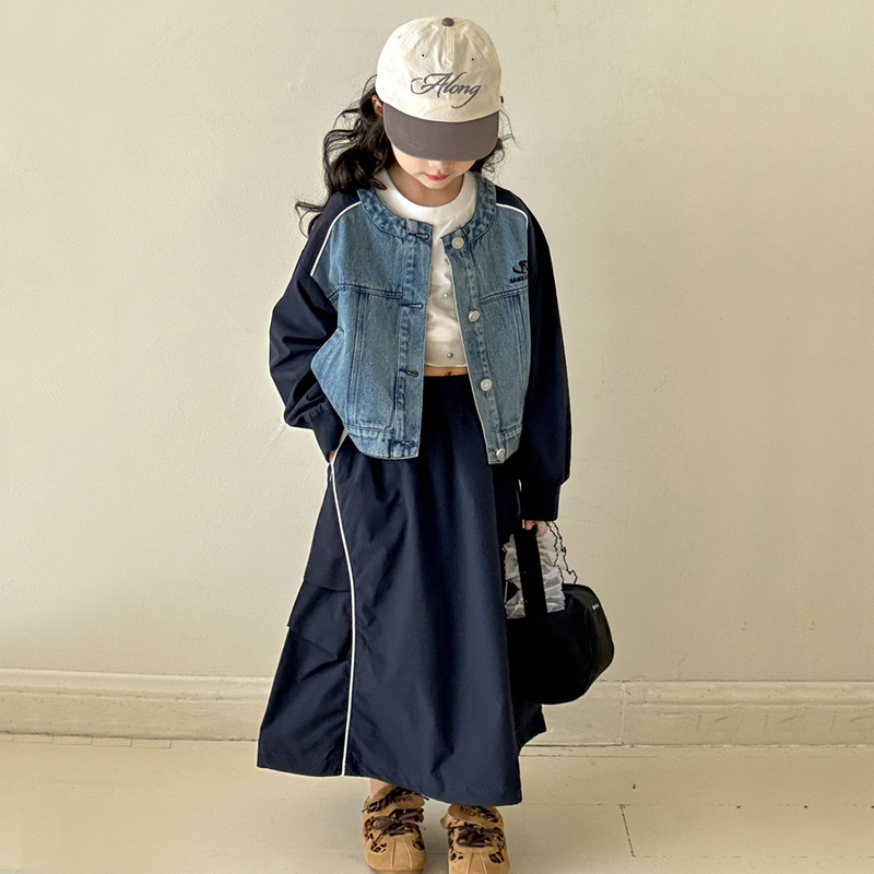 Little Red Fish Girls' Denim Jacket Spring and Autumn 2026 New Korean Style Children's Spring Jacket for Older Kids Little Red Fish Girls' Denim Jacket Spring and Autumn 2026 New Korean Style Children's Spring Jacket for Older Kids