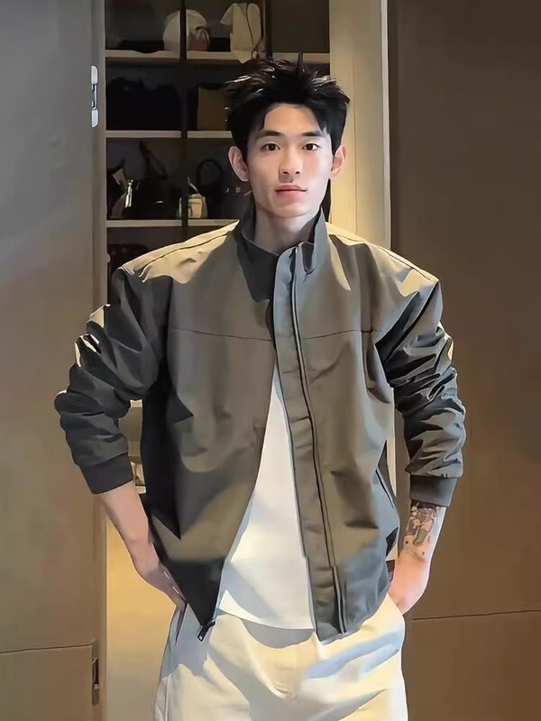 American-Style Three-Proof Coach Flight Jacket for Men, Autumn Stylish Stand-Collar Baseball Jacket, Regular Shoulder Windbreaker Coat