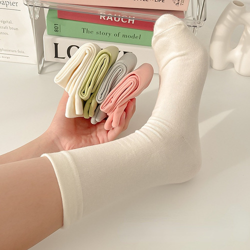 White piles of socks for women in summer mid-calf socks boneless socks confinement pure cotton ins trendy spring and autumn black thin stockings