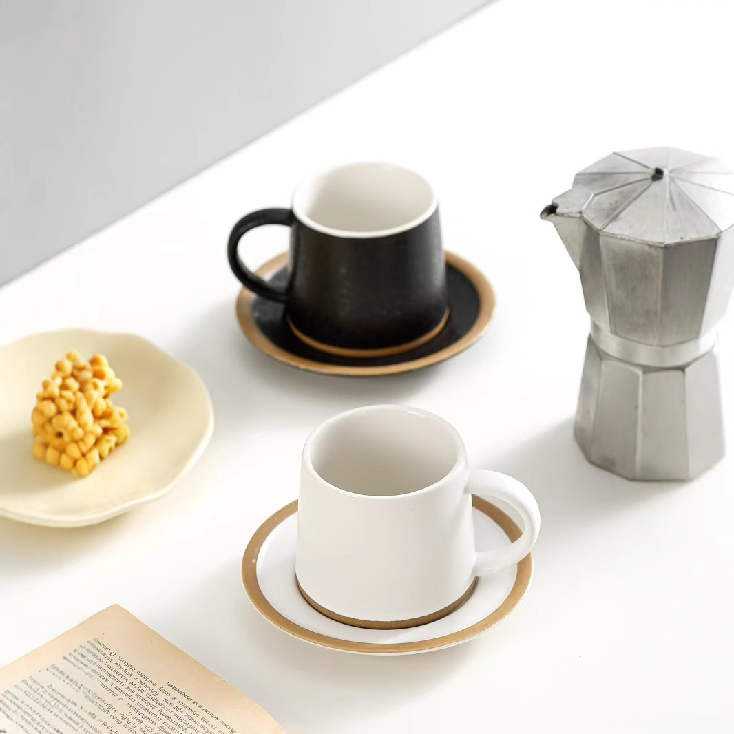 Luz de lujo retro simple taza de café de la tarde plato taza de oficina taza de café de alto valor de cara personalidad taza de cerámica