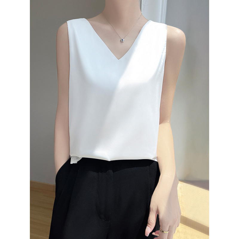 25 New Summer Styles Acetate Satin Front V Back Round One-Piece Multi-Wear Short Thin Ice Silk Camisole Top