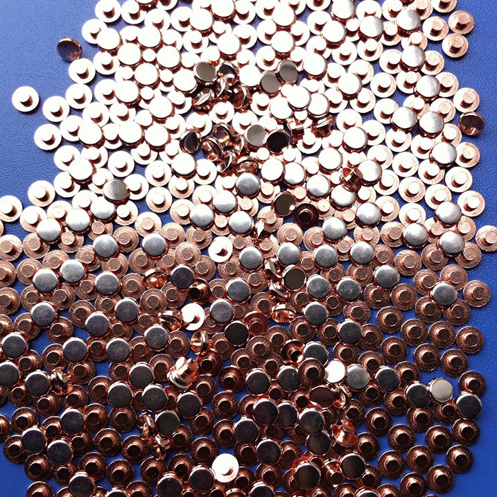 江苏宜兴厂家直供小家电用银触点.铜触点.铆钉.质量保证。